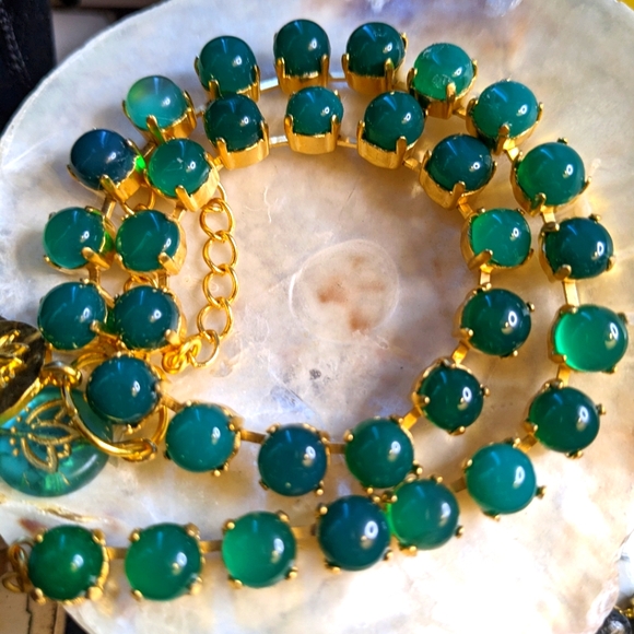 Natural Green Onyx in 14K Gold Plated Necklace and Earrings OR in Silver Plated - Picture 6 of 8